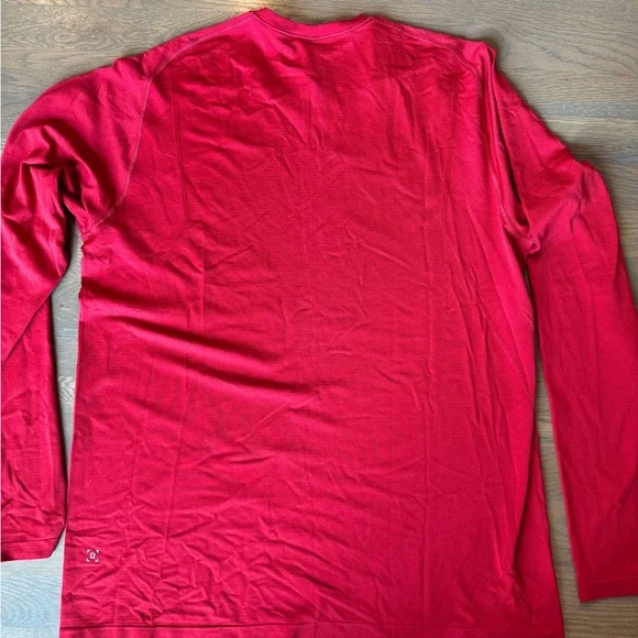 Lululemon Long Sleeve Men's Shirt - Picture 4 of 4